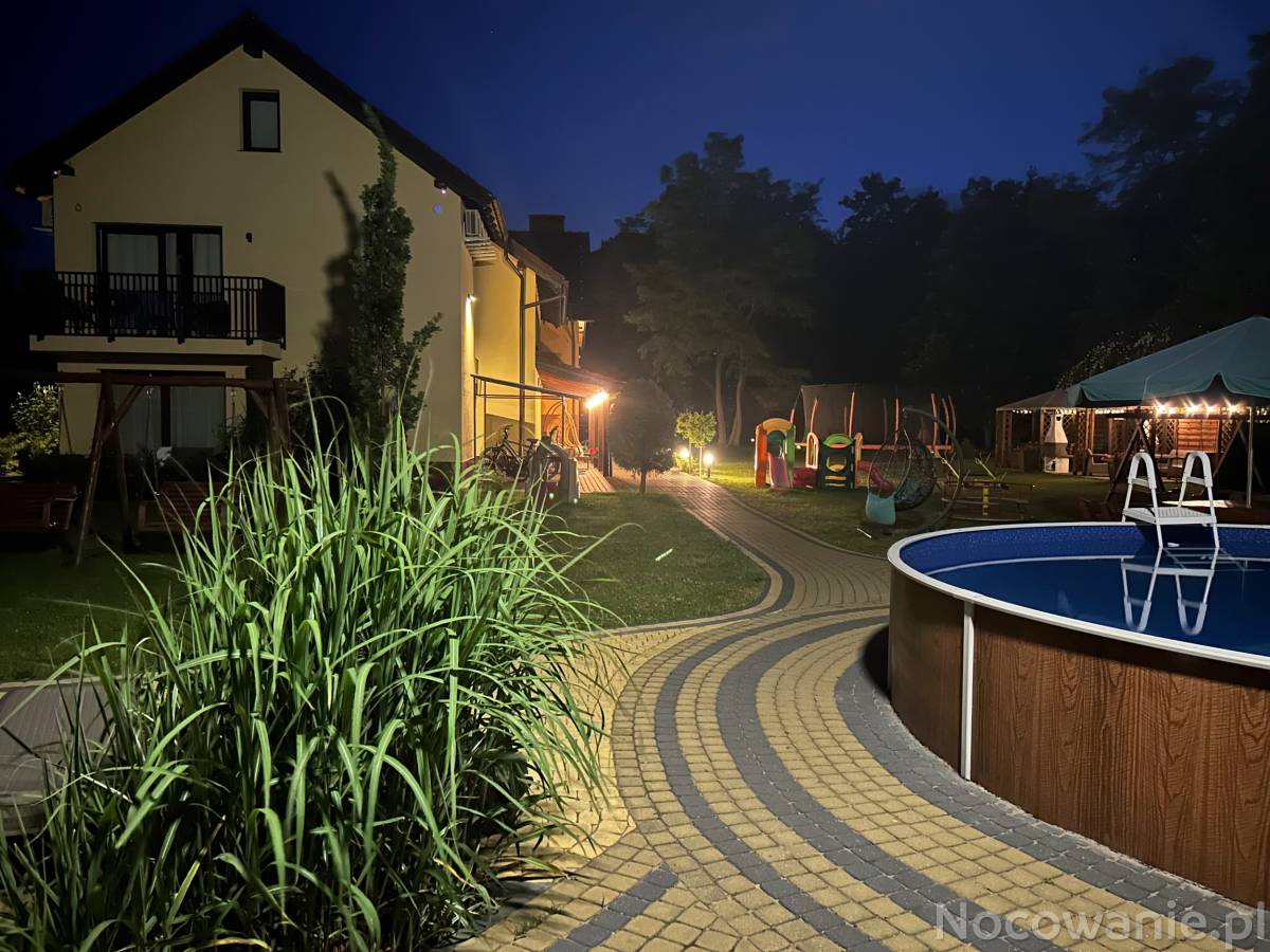 Gajówka - Całoroczne Pokoje i Apartamenty