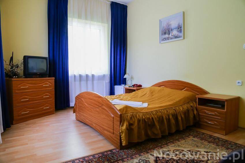 Hotel Hutnik - Stalowa Wola, 85451 - Nocowanie.pl