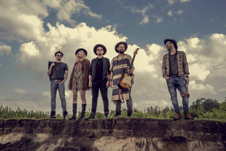 Koncert Anity Lipnickiej & The Hats w Sali Koncertowej Nowy Browar w Szczecinie