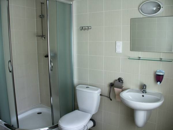 Pokoje, Mieszkania Dla Firm