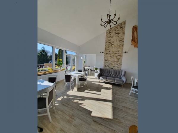 Dom z jacuzzi, sauną i siłownią 