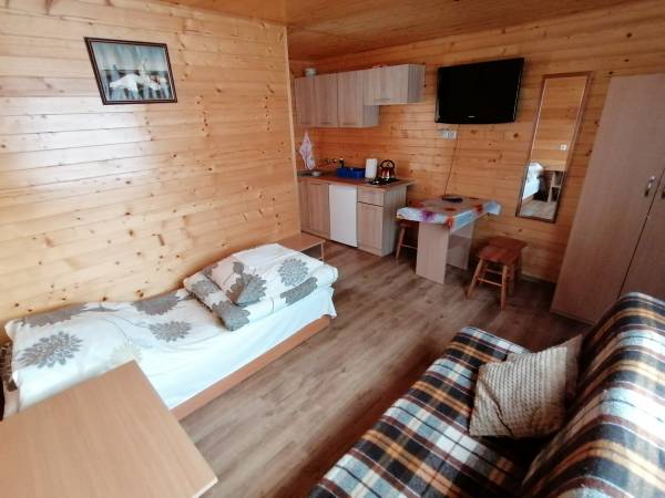 Pokoje I Domki 