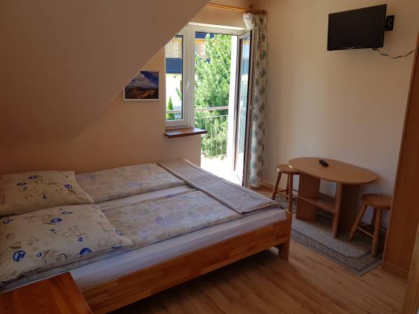 Pokoj dwuosobowy z łazienką