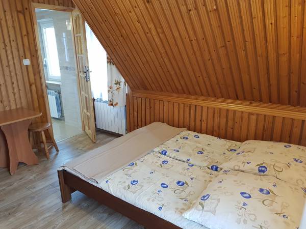 Pokoj dwuosobowy z łazienką