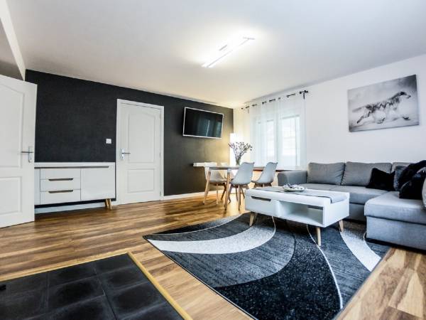Apartament Lupus