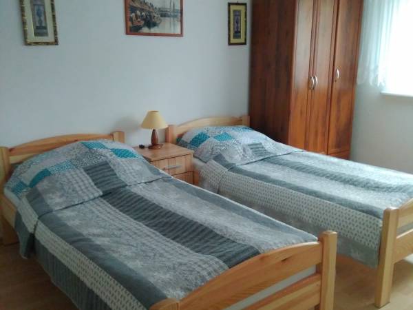 Pokój 2 lub 3 osobowy z łazienką