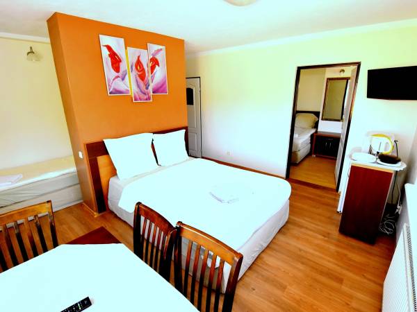 Holiday Łeba Pokoje i Apartamenty Gościnne