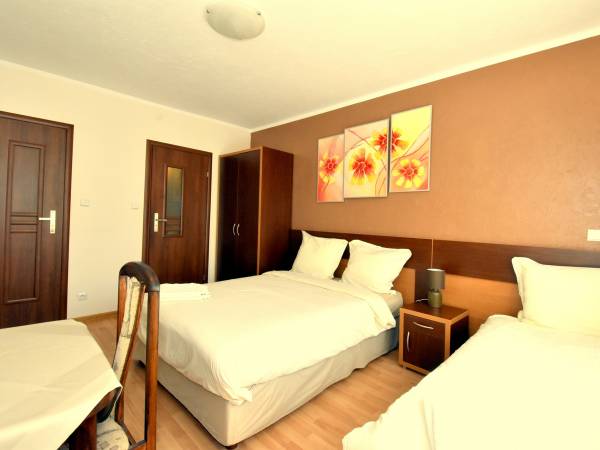 Holiday Łeba Pokoje i Apartamenty Gościnne