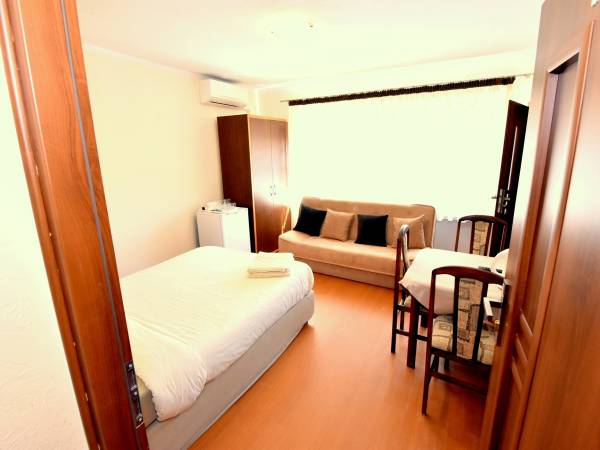 Holiday Łeba Pokoje i Apartamenty Gościnne