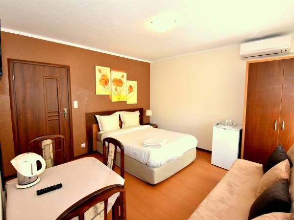 Holiday Łeba Pokoje i Apartamenty Gościnne