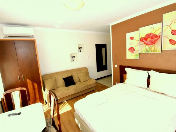 Holiday Łeba Pokoje i Apartamenty Gościnne