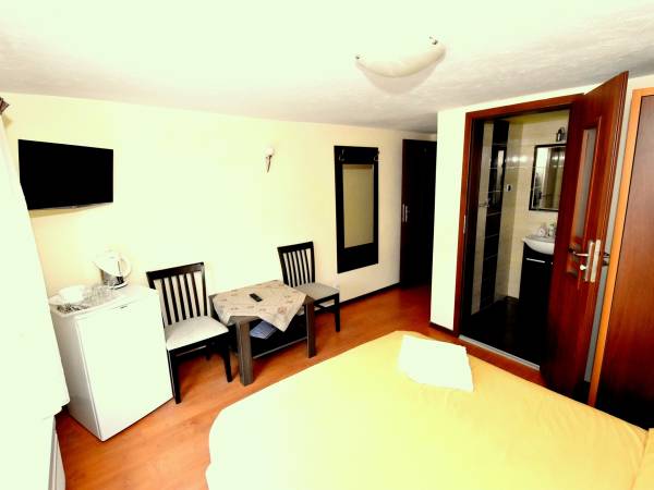 Holiday Łeba Pokoje i Apartamenty Gościnne