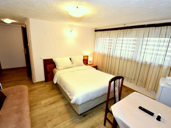 Holiday Łeba Pokoje i Apartamenty Gościnne