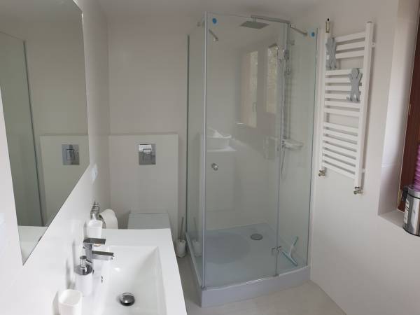 Łazienka z prysznicem