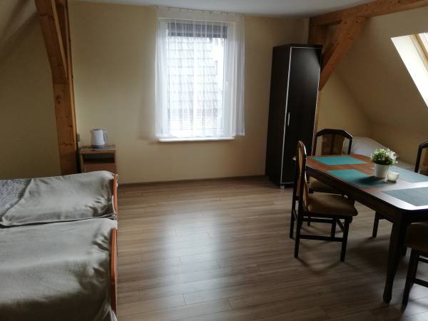 Pokój 4 osobowy z lazienka