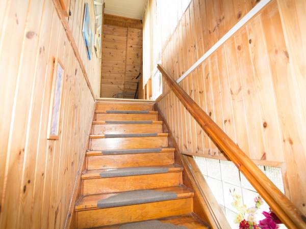 schody do mieszkania góra