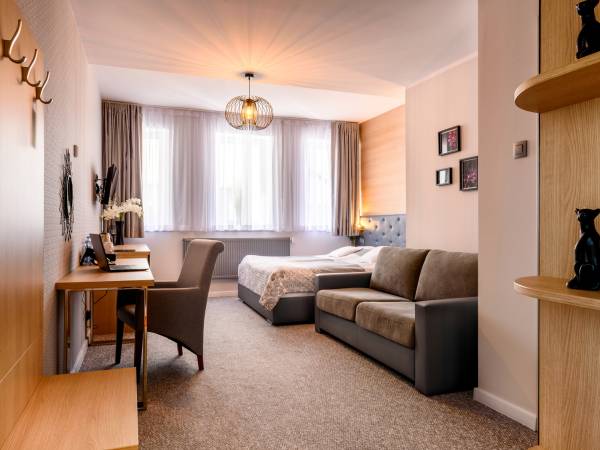 Tailor Hotel Sport & Conference