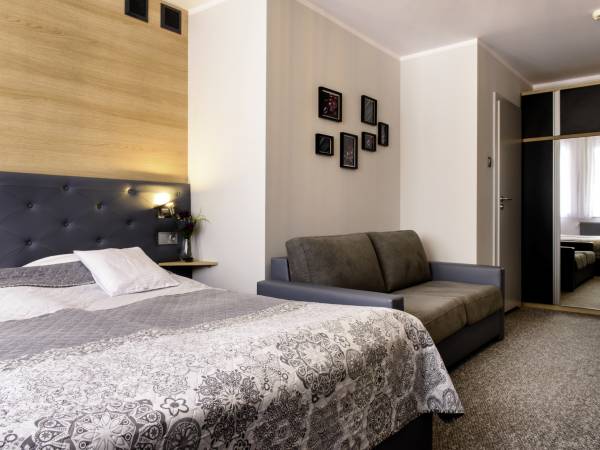 Tailor Hotel Sport & Conference