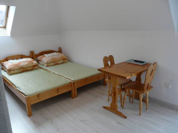 Dom nad jeziorem-sypialnia