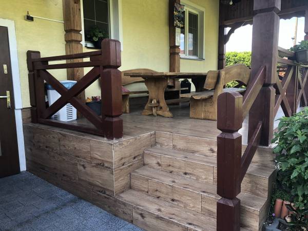 Dom nad jeziorem-taras