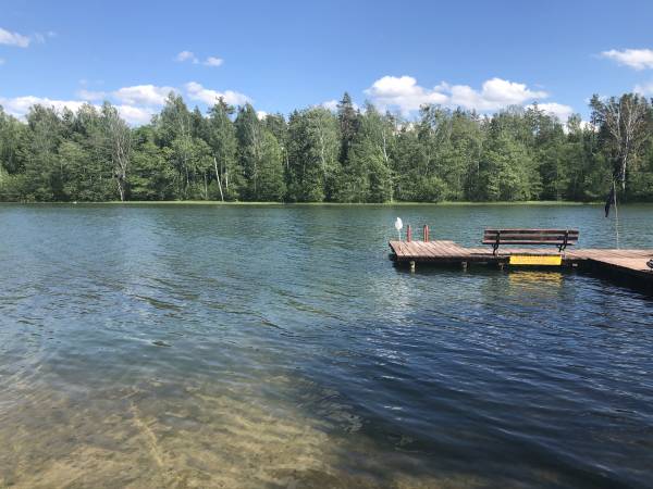 Kąpielisko nad jeziorem