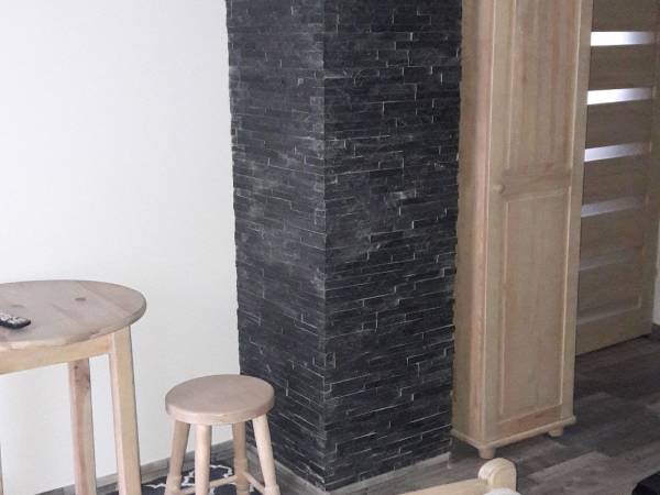 Pokój trzyosobowy z aneksem kuchennym 