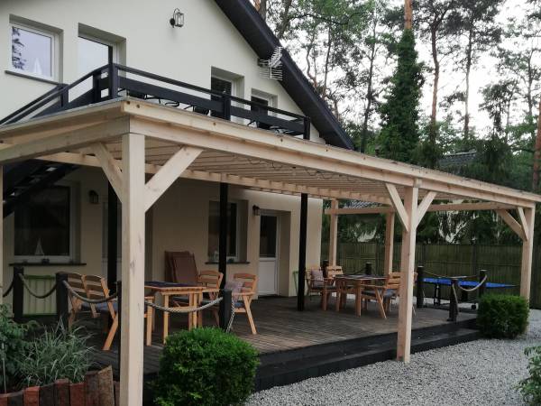 Taras dl Gości z apartamentów na parterze 