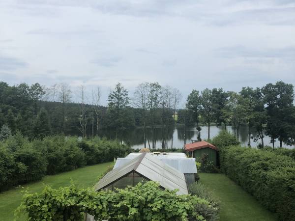 Kamienny Dworek Pokoje Gościnne i Pracownicze