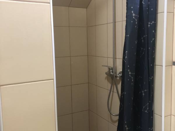 Kamienny Dworek Pokoje Gościnne i Pracownicze