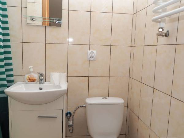 Łazienka pokoju 2-,3-osobowego