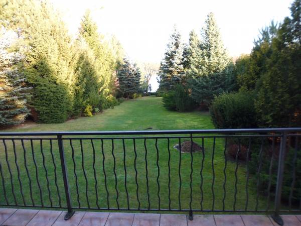 Dom w Zieleni Nad Jeziorem