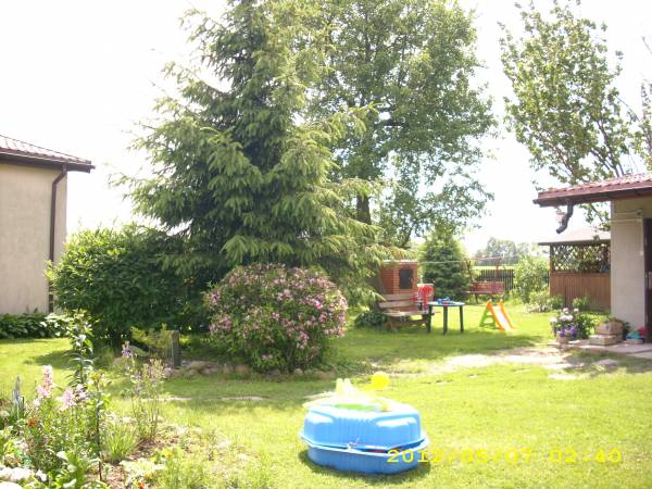 podworko i miejsce do zabawy