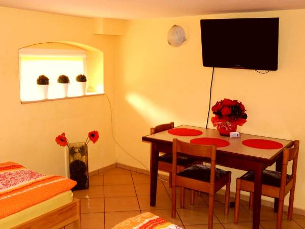 Usługi Hotelarskie Jerzy Czarnecki