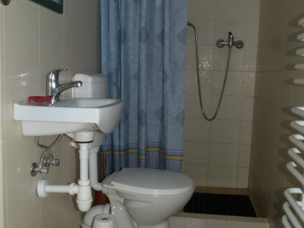 Pokoje Gościnne I Noclegi Pracownicze