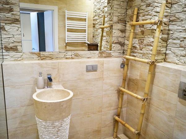 łazienka apartament Afryka