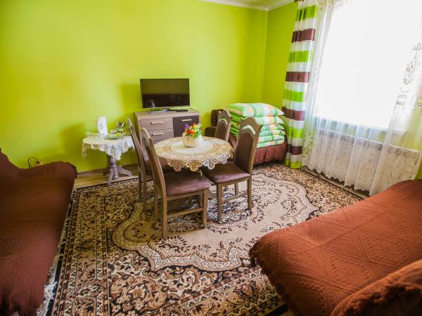 Pokój 3-5 osobowy ze wspólną łazienką