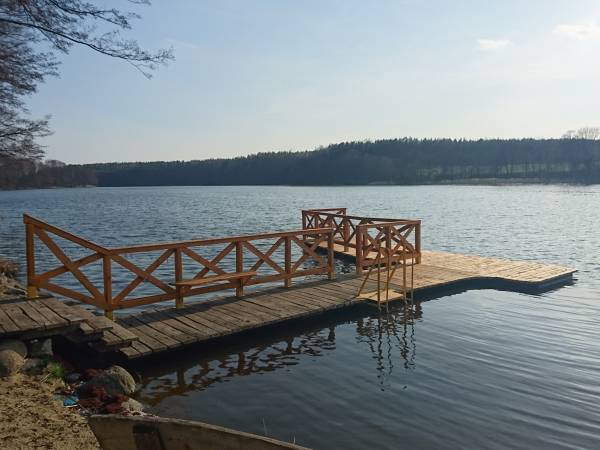 Kamienny Dworek Pokoje Gościnne i Pracownicze