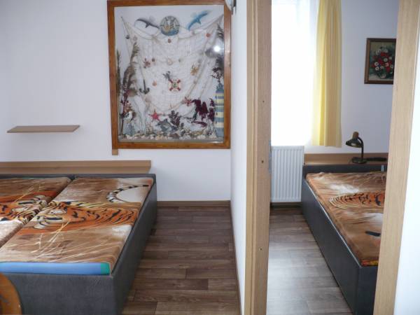 11.. Pokój 4-osobowy typu studio z balkonem