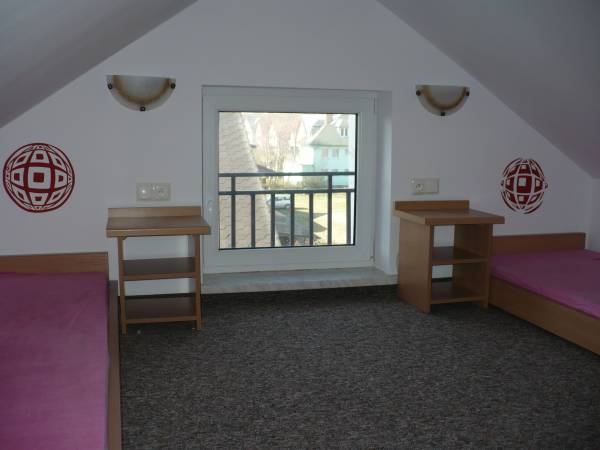 13. Antresola 2-osobowa do pokoju 4-osobowego z balkonem