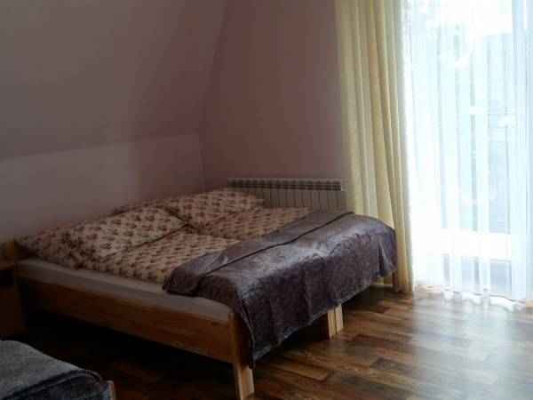 Pokój trzyosobowy z łazienką i balkonem