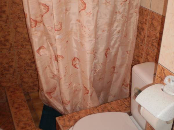 łazienka do pokoju nr4