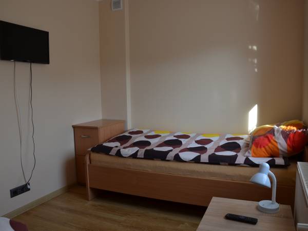 Noclegi-kwatery pracownicze-pokoje gościnne Turek