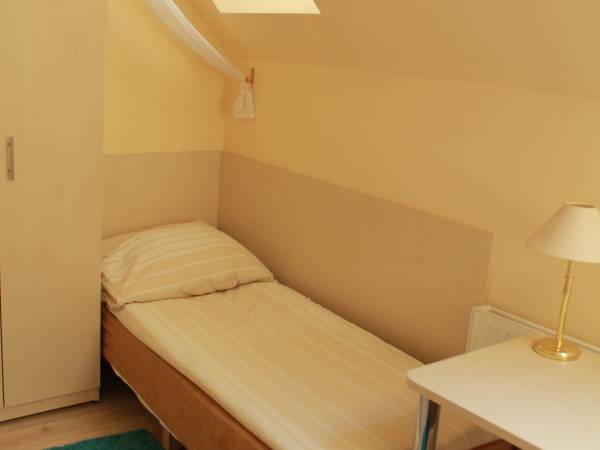 Willa i Domki Pod Dębami