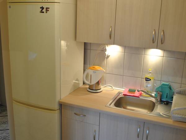 Kuchnia do dyspozycji gości na piętrze