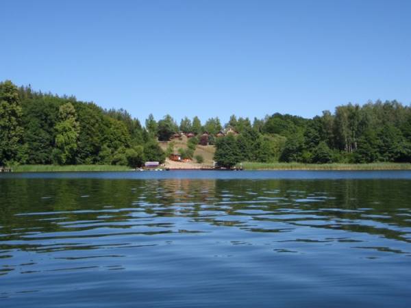 Ośrodek - widok z jeziora
