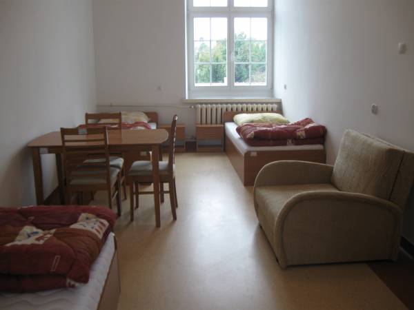 POKÓJ 3 osobowy
ul. Kolejowa 4