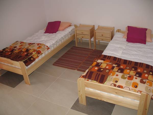 Przestronne pokoje dom Kochanowskiego 2