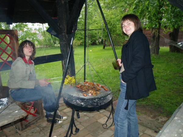 Grill w altanie.