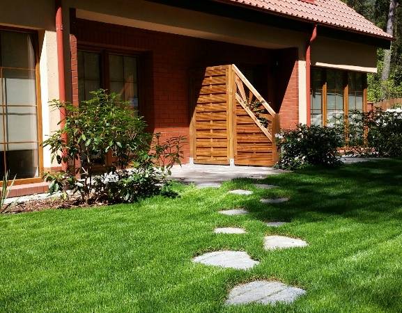 Domy: Mieszko A , Mieszko B