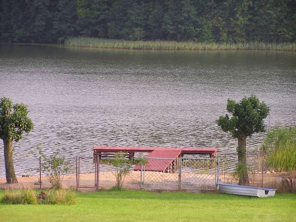 Bezpośredni dostęp do własnej plaży .